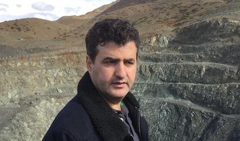 بە بوومەلەرزە هات و ڕەنگە هەر بە بوومەلەرزەش&hellip;